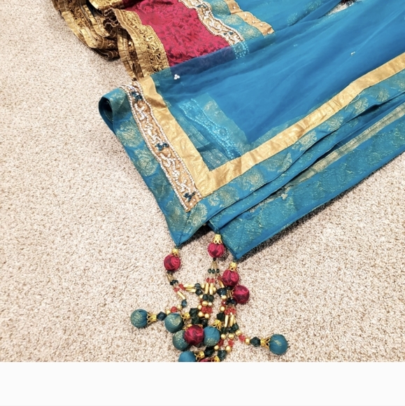 Pakistani Indian three piece lehnga dress - Picture 4 of 5